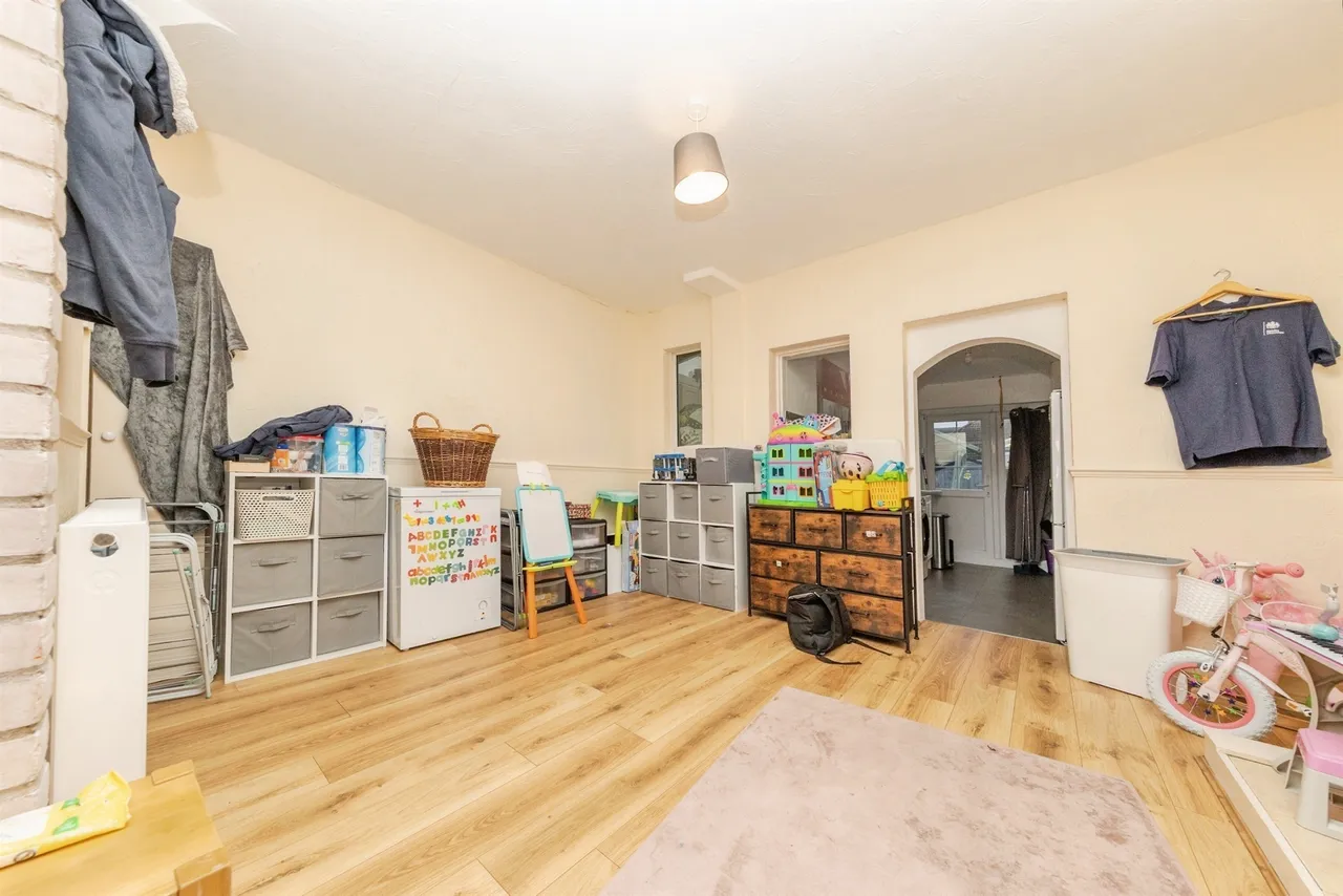 Carrs Road, Clacton-On-Sea, CO15, photo 5