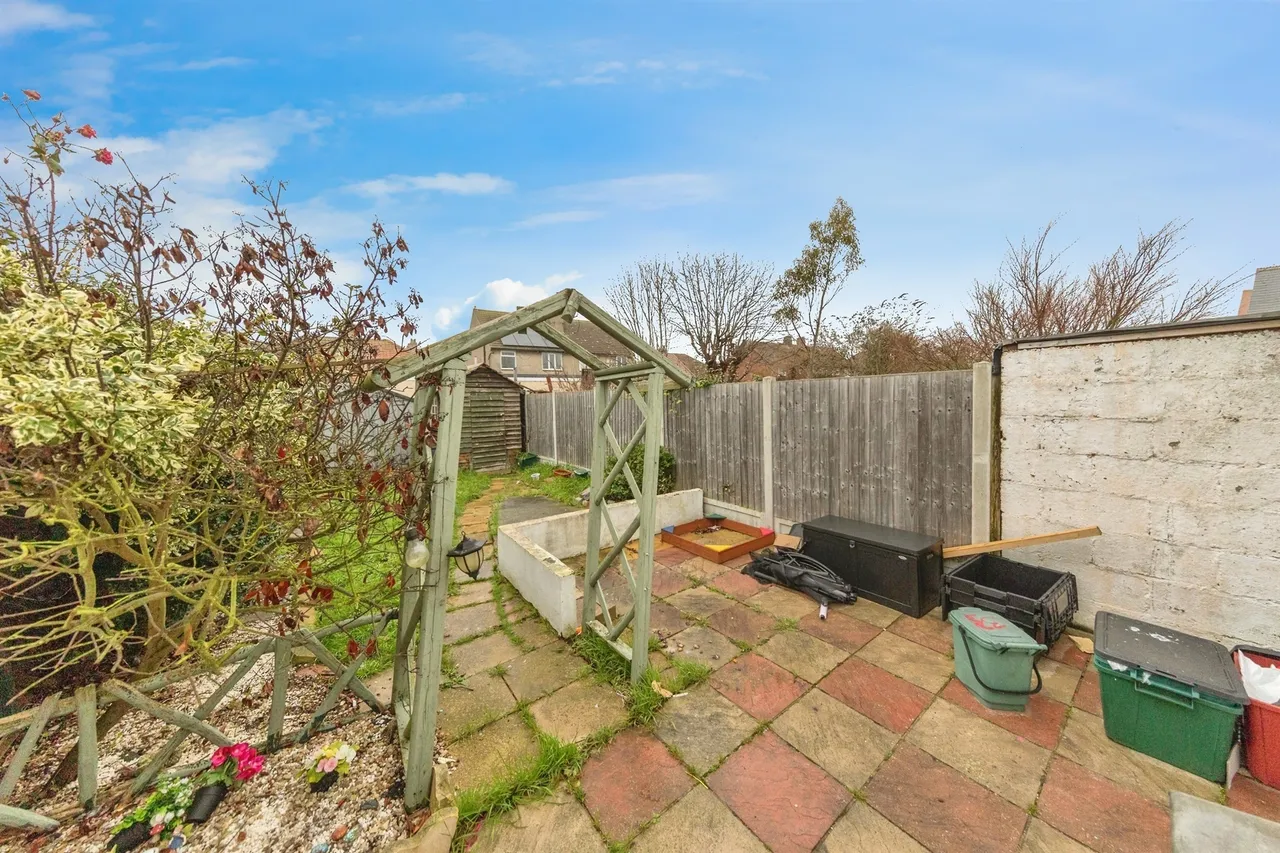 Carrs Road, Clacton-On-Sea, CO15, photo 12