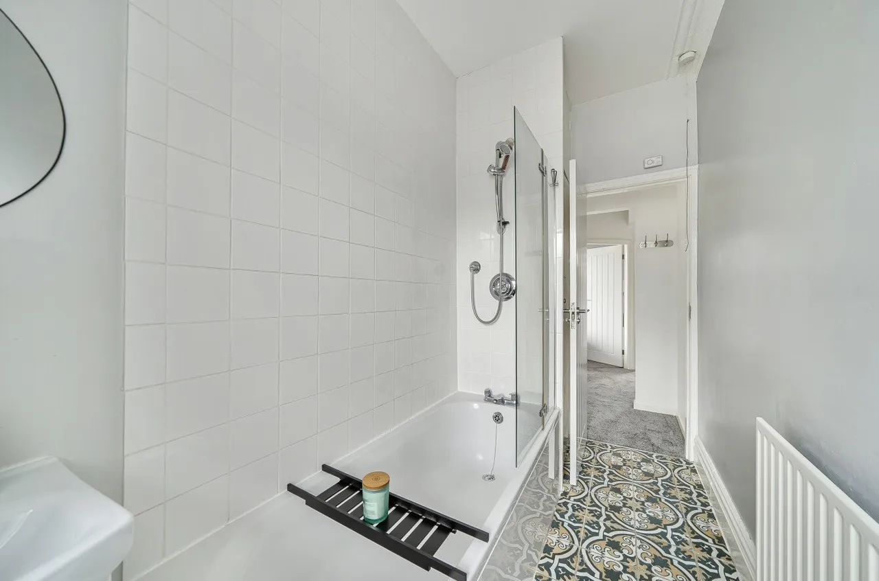 Roundhay Mount, Leeds, LS8, photo 16