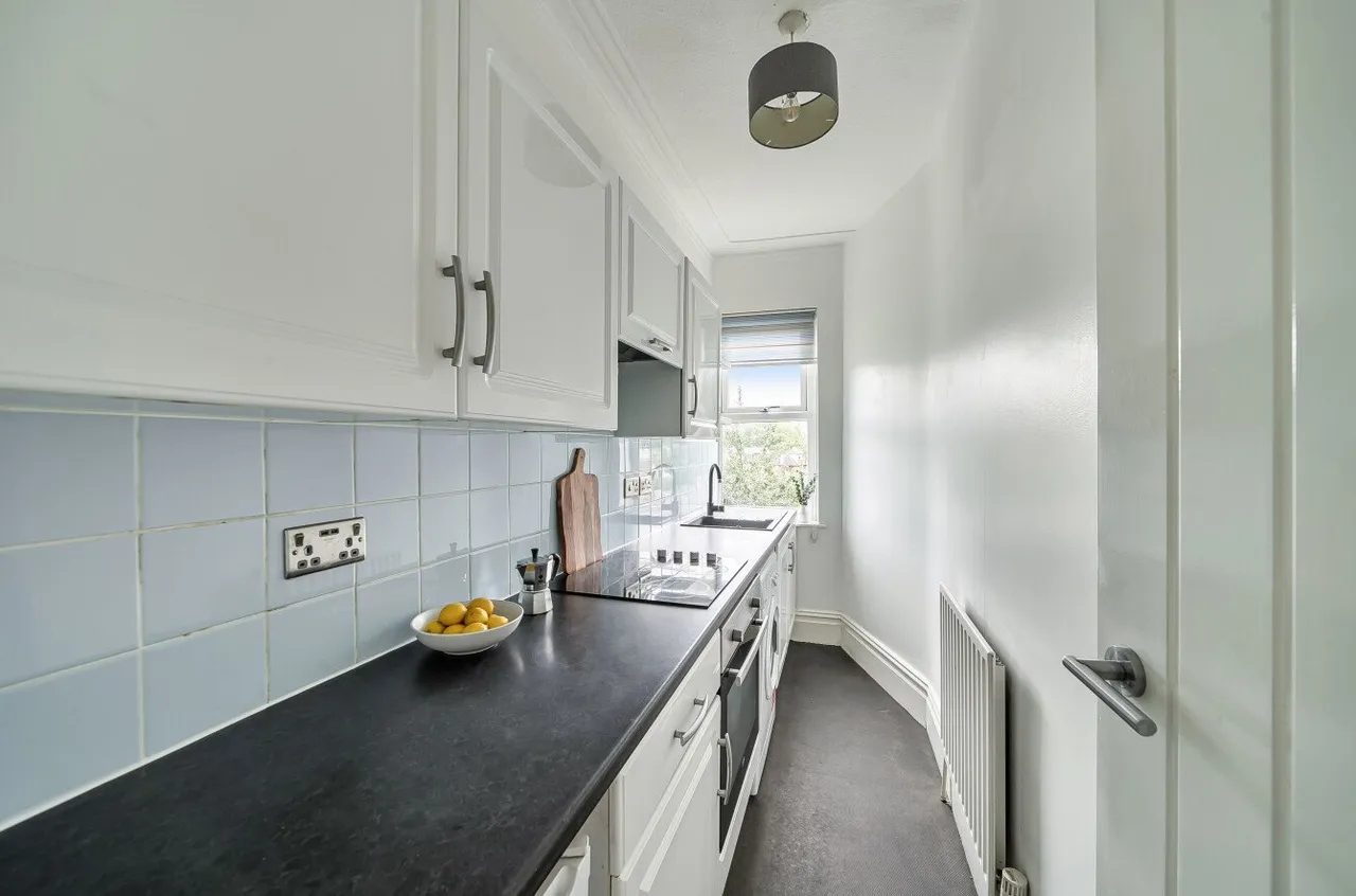 Roundhay Mount, Leeds, LS8, photo 10