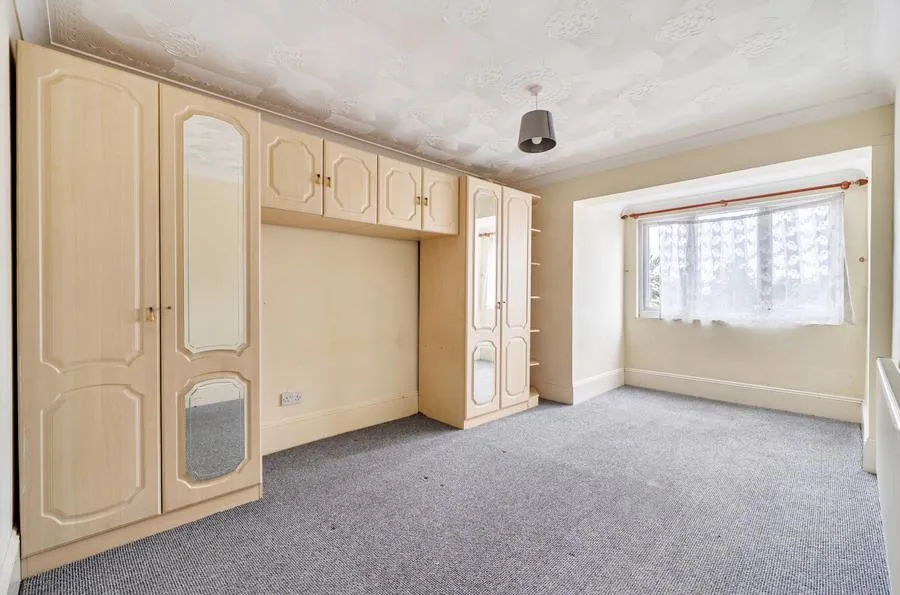 Basingstoke Road, Reading, RG2, photo 8