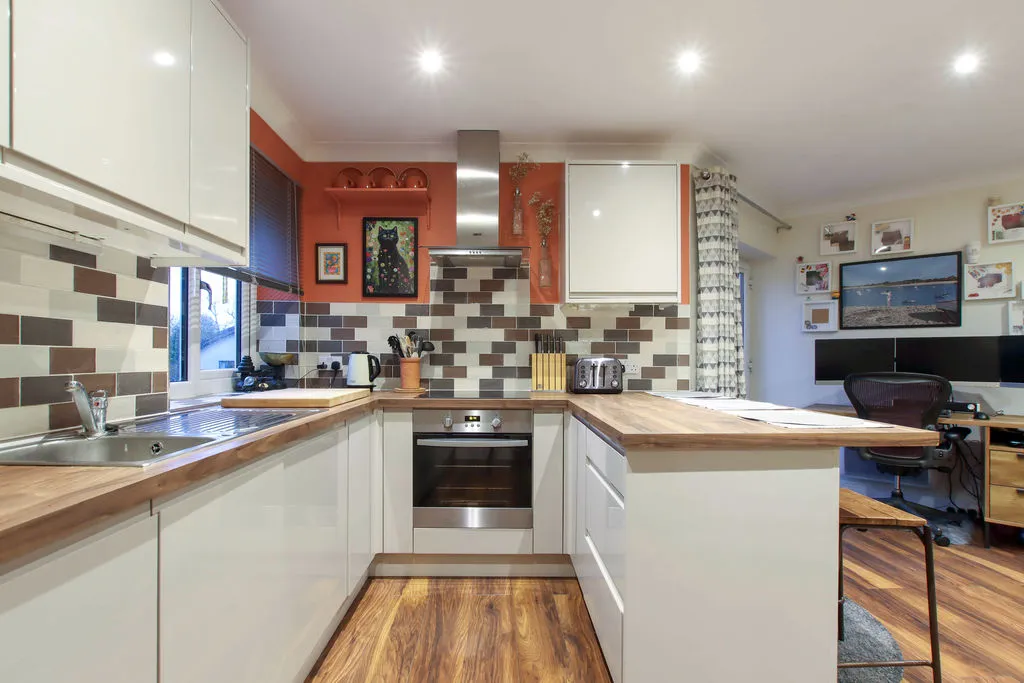 Brook Street, Tring, HP23, photo 10