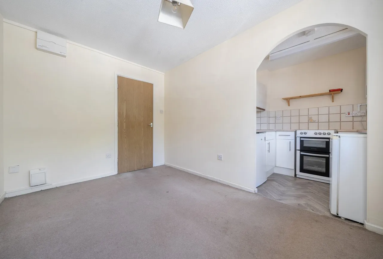 Ladd Close, Bristol, BS15 9LG, photo 3