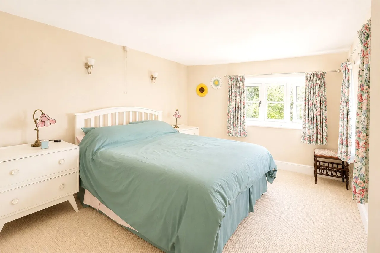 Chapel Street, Dulverton, TA22, photo 13