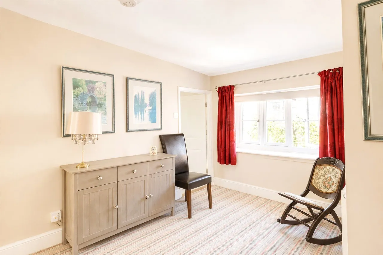 Chapel Street, Dulverton, TA22, photo 12