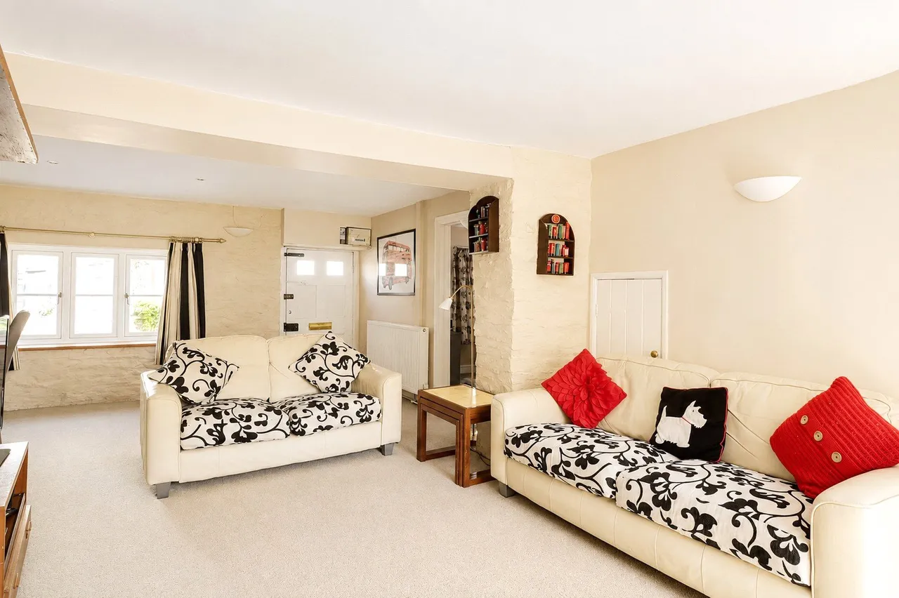 Chapel Street, Dulverton, TA22, photo 17