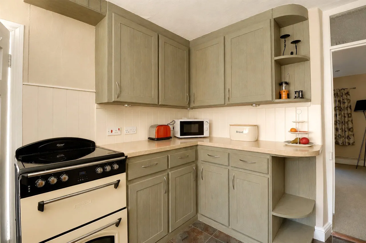Chapel Street, Dulverton, TA22, photo 11