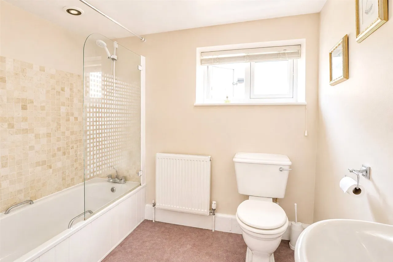 Chapel Street, Dulverton, TA22, photo 16