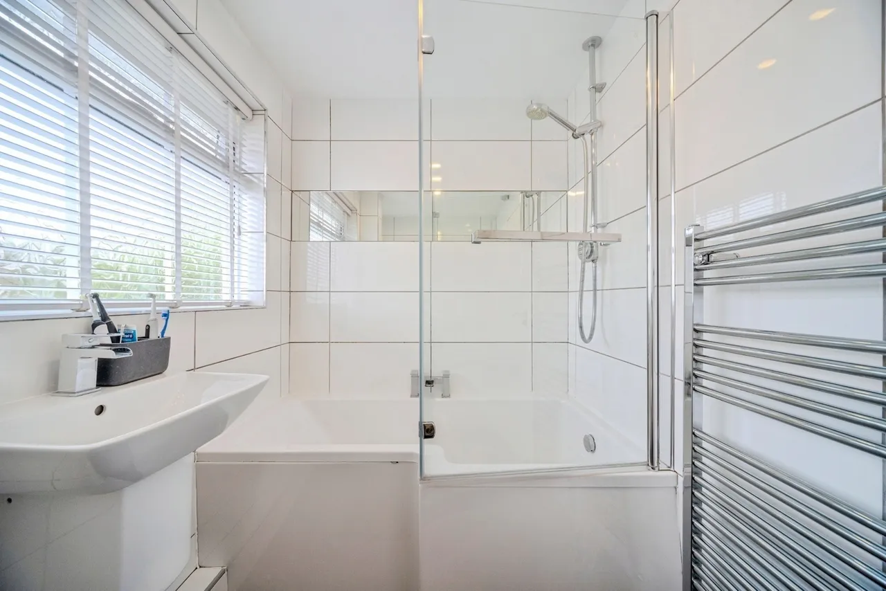 Spenlows Road, Bletchley, Milton Keynes, Buckinghamshire, MK3, photo 19