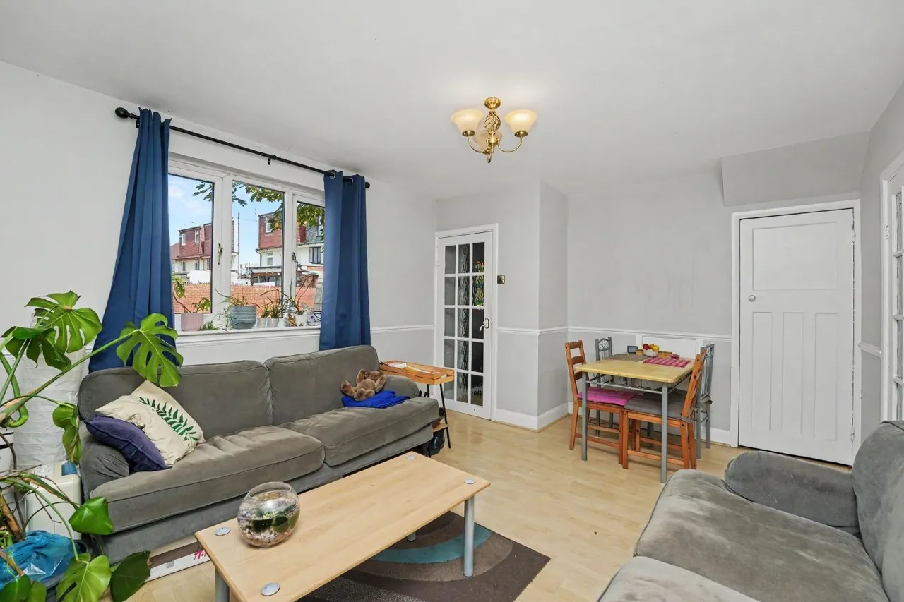 Bisson Road, Stratford, E15, photo 3