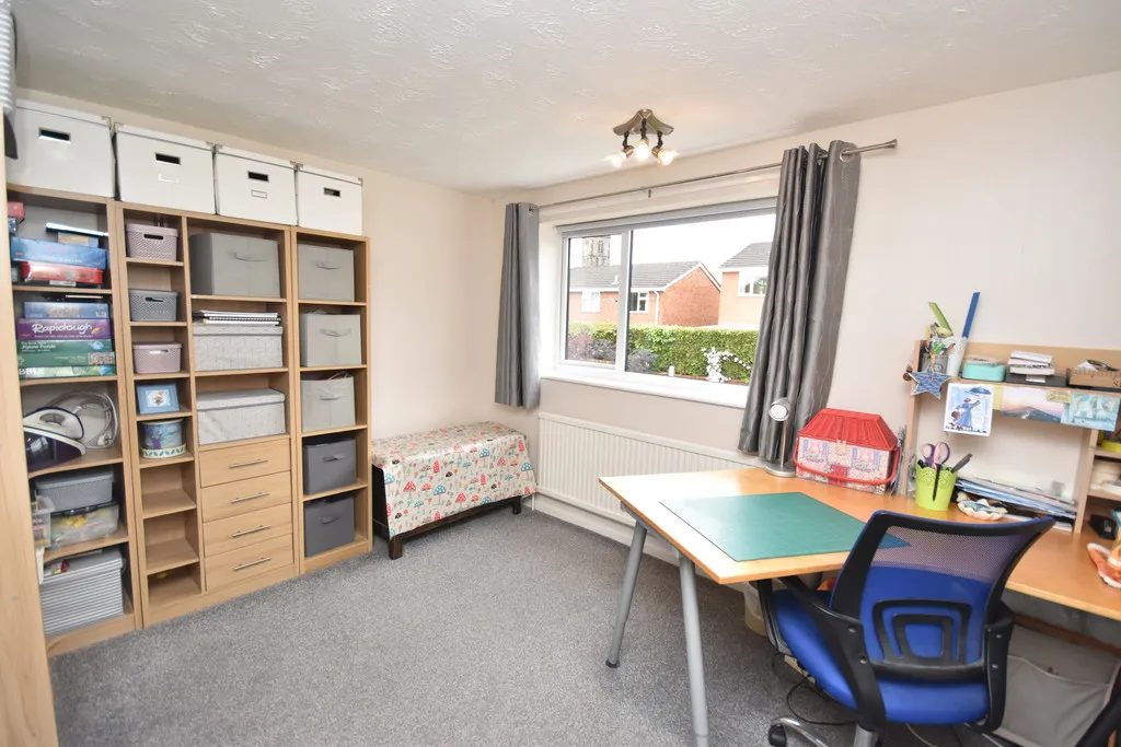 Roman Way, Whitchurch, photo 9