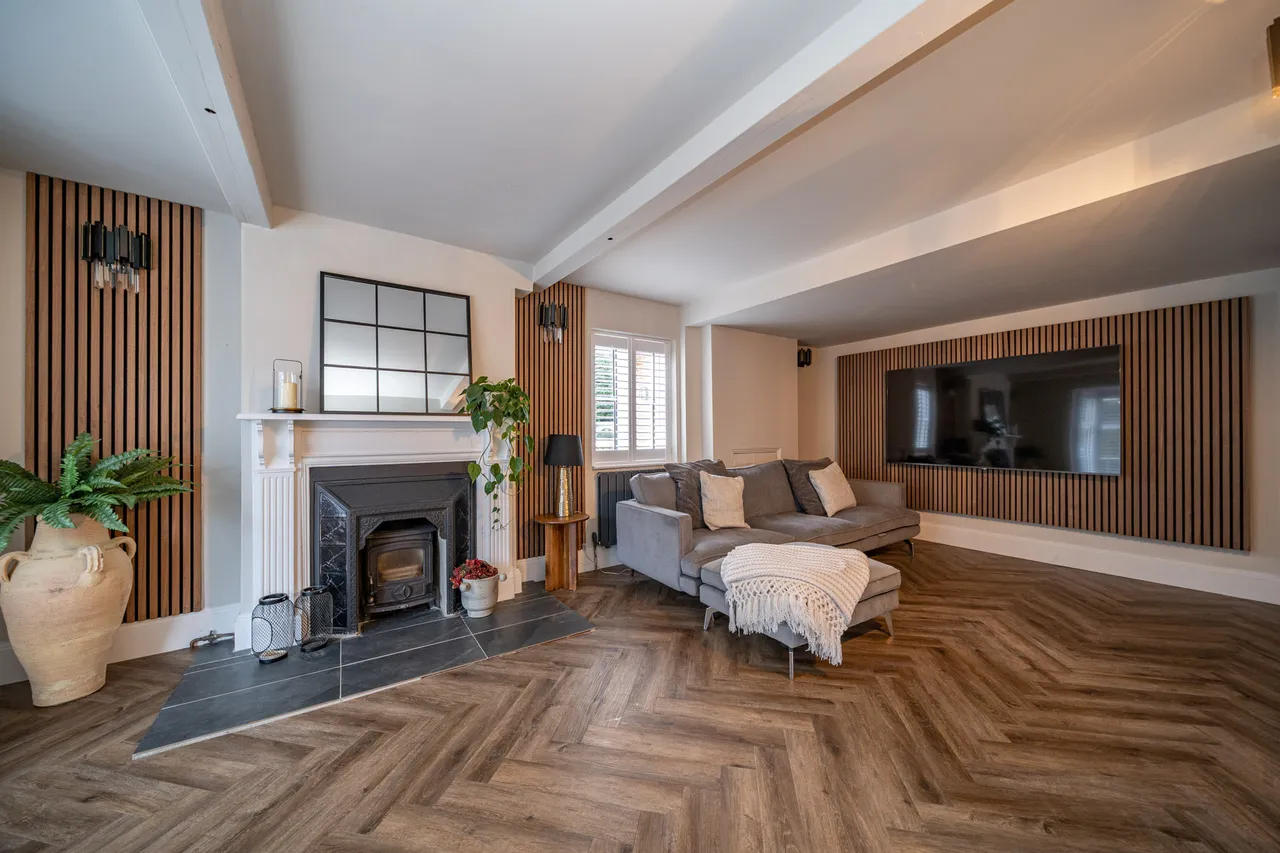 Weston Road, Aston Clinton, Aylesbury, photo 3