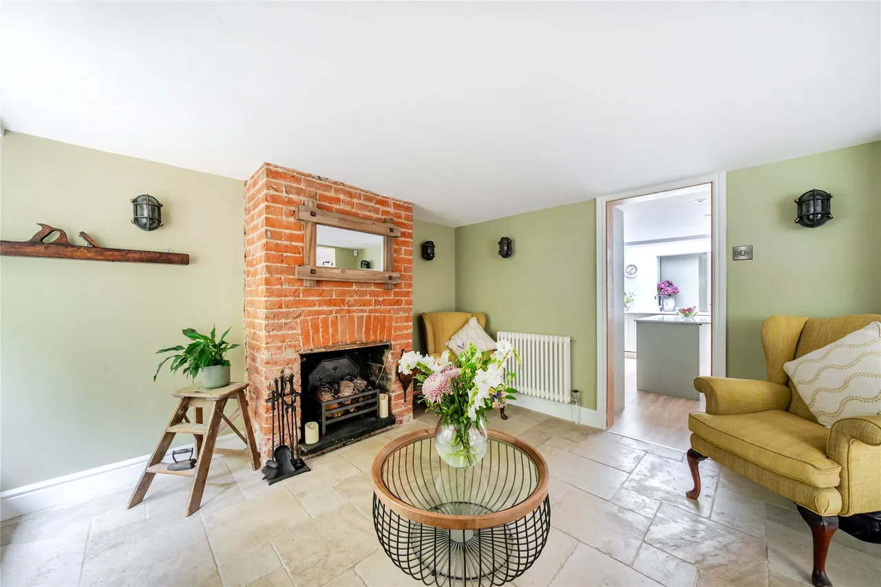 Elm Corner, Ockham, GU23, photo 9