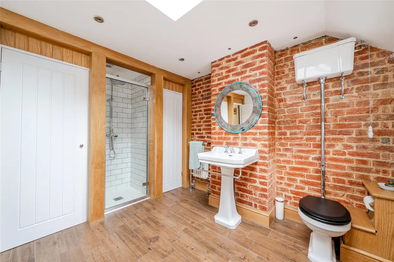 Elm Corner, Ockham, GU23, photo 18