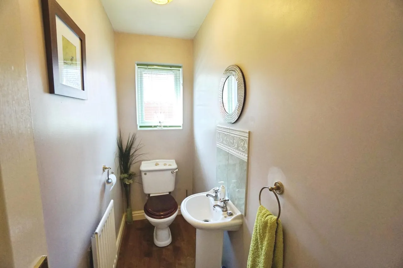 Bowness Grove, Coppice Farm, WV12, photo 6
