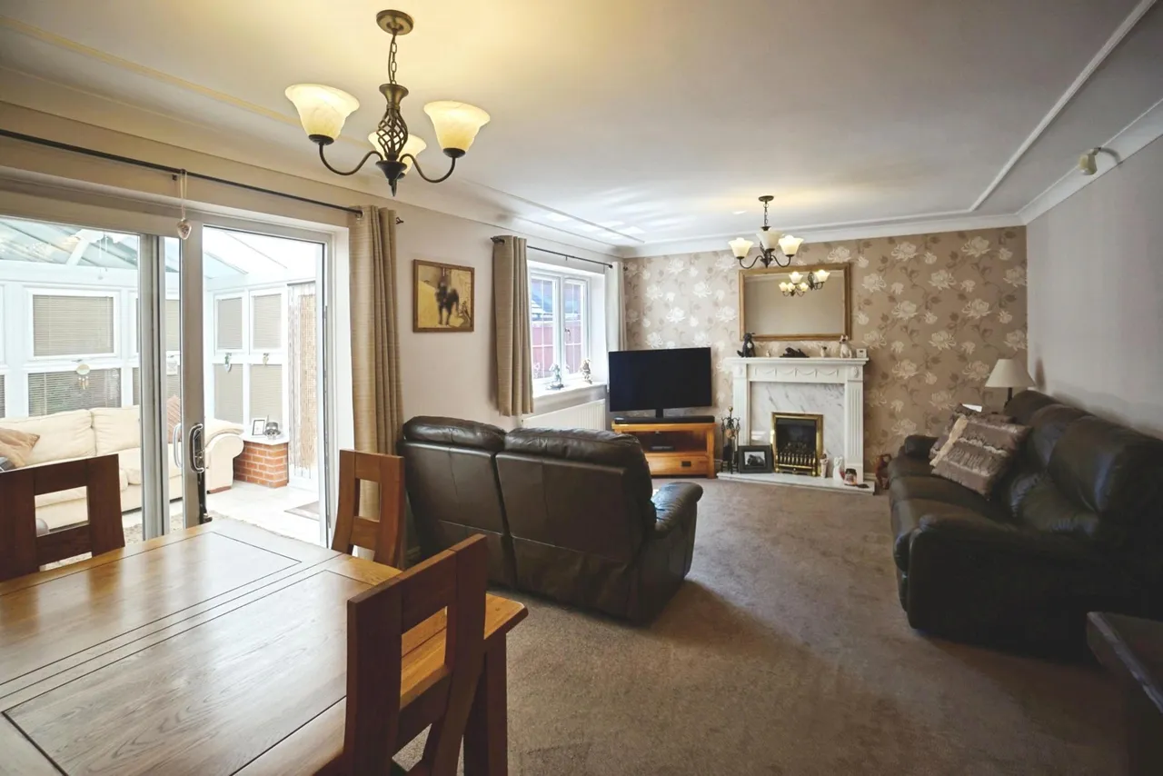 Bowness Grove, Coppice Farm, WV12, photo 10