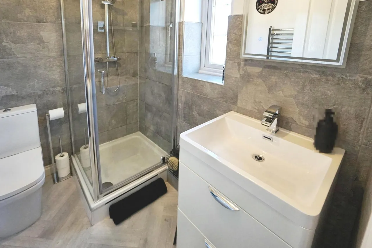 Bowness Grove, Coppice Farm, WV12, photo 15