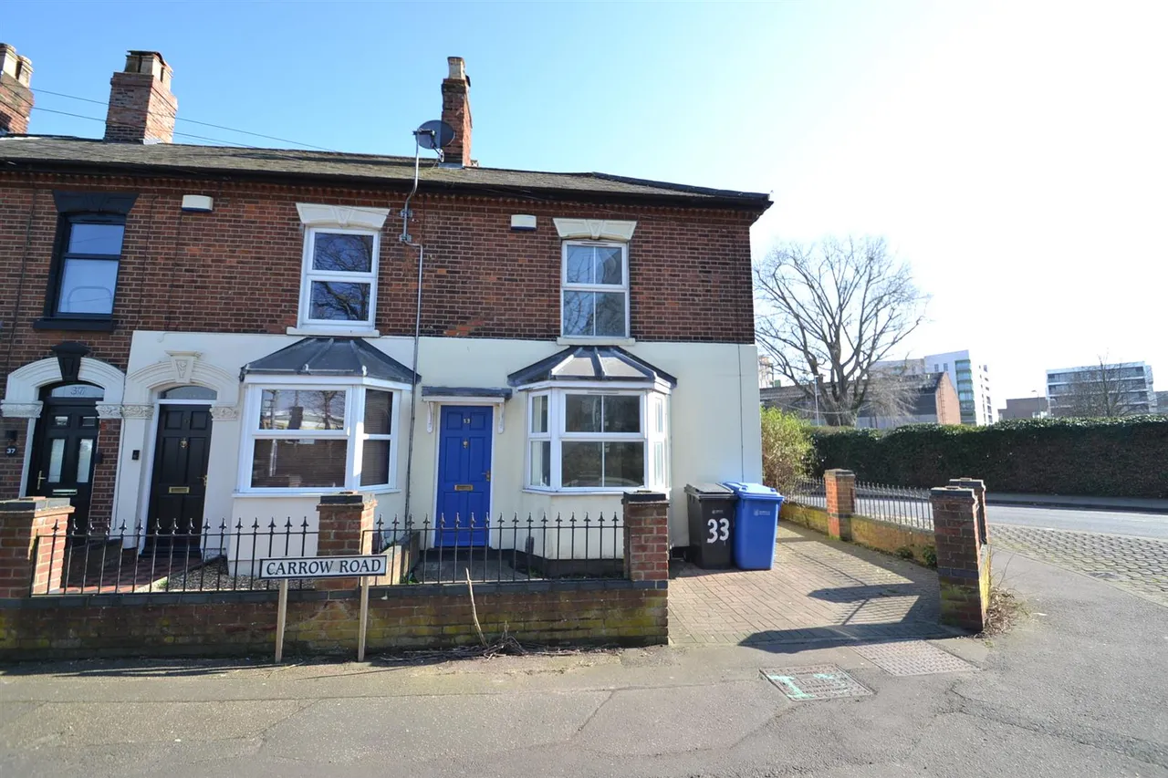 2 bed house to rent, Carrow Road, Norwich, NR1