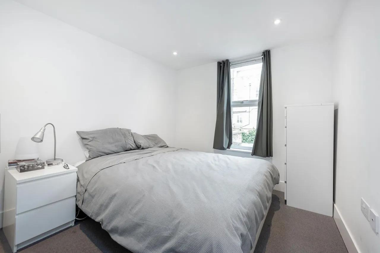 Bramber Road, London, W14, photo 6