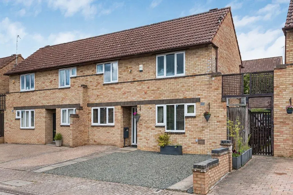 3 bed house for sale — Gramwell, Shenley Church End, Milton Keynes, Buckinghamshire, MK5 6DF