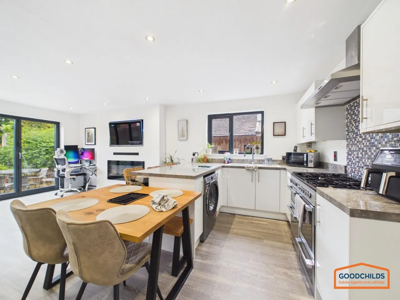 Coronation Road, Pelsall, WS4, photo 6