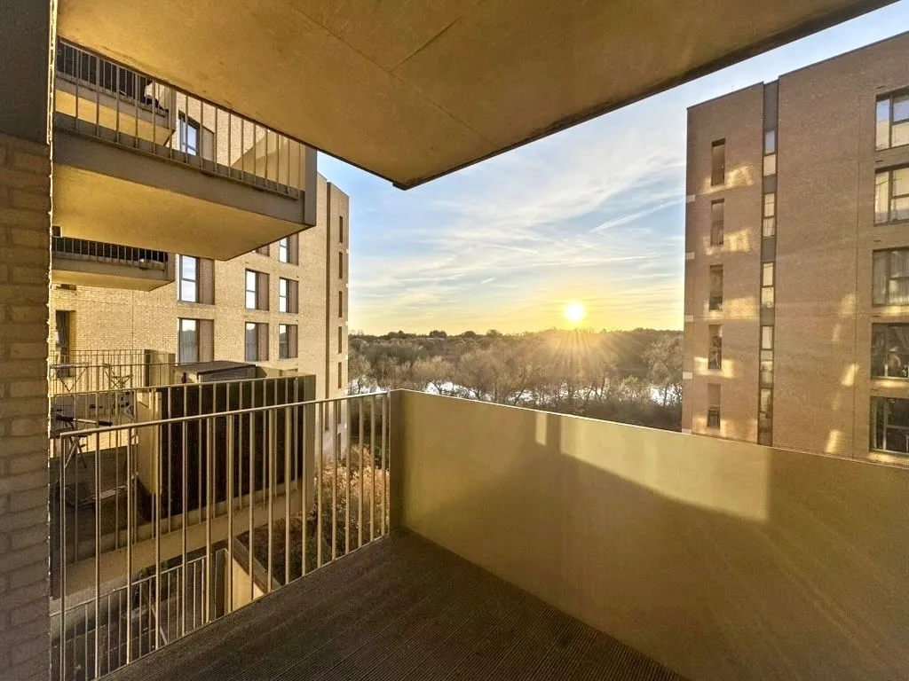 Moorhen Drive, NW9, photo 8