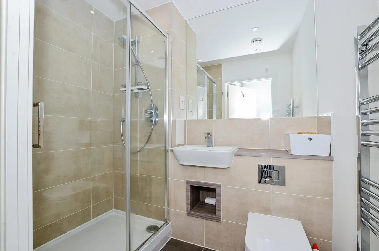 Bucknall Place, Watford, WD19, photo 5
