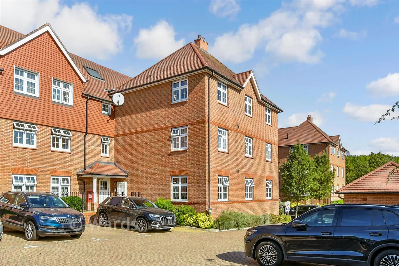 Germander Avenue, Halling, ME2, photo 2