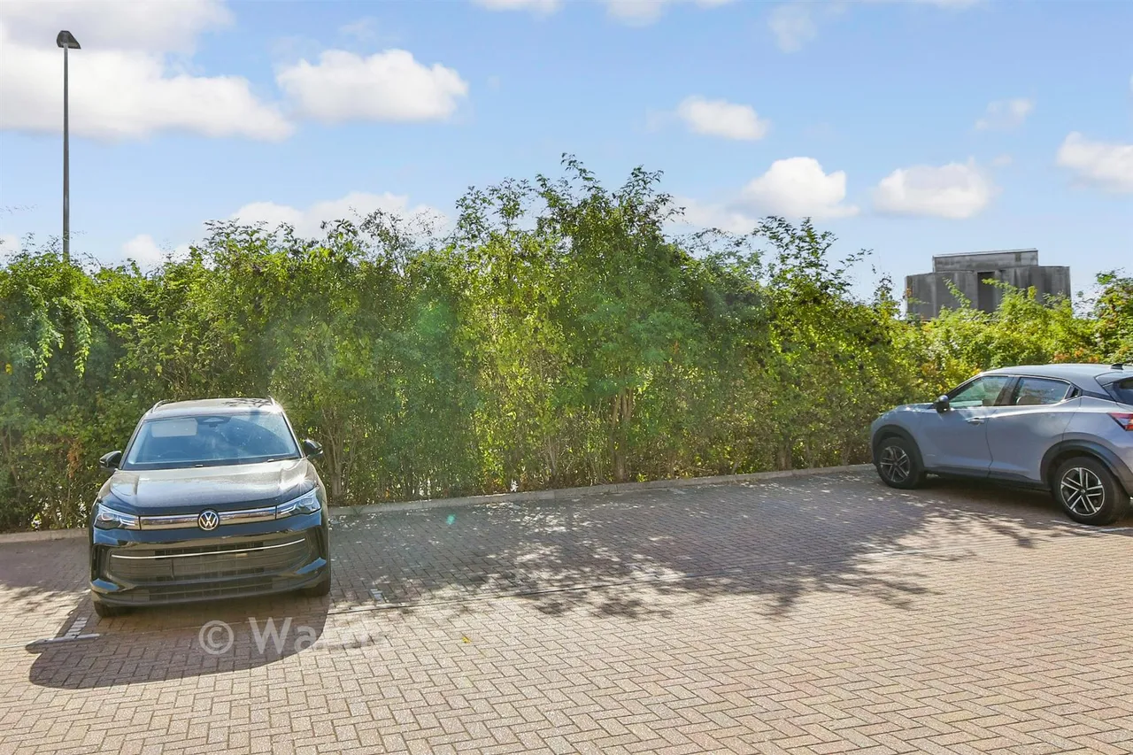 Germander Avenue, Halling, ME2, photo 12