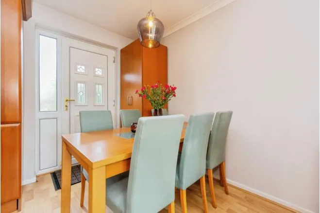 Ashlands Drive, Manchester, M34, photo 7