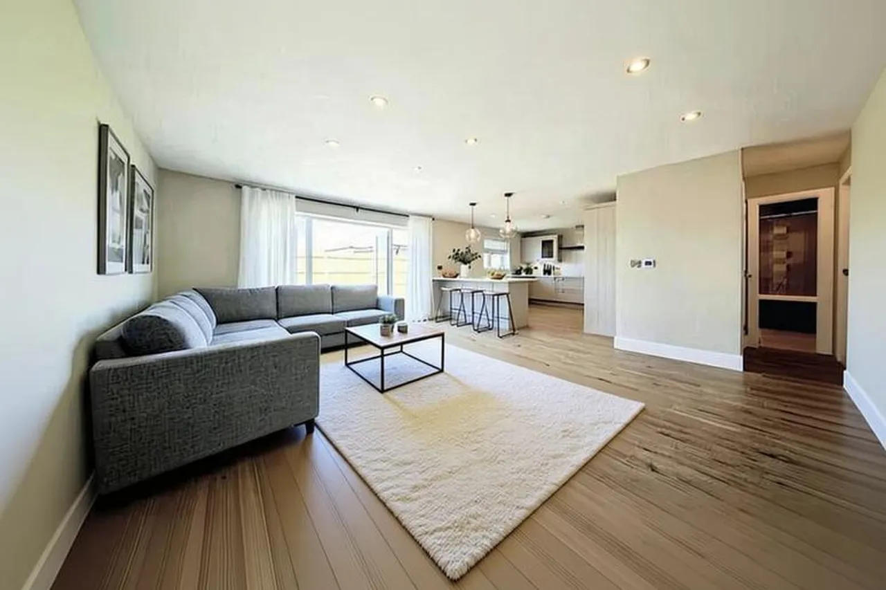 Plot 11 (THE CHARLES), HAWKSLEY RISE, Leicester Road - LE10 1BS, photo 5