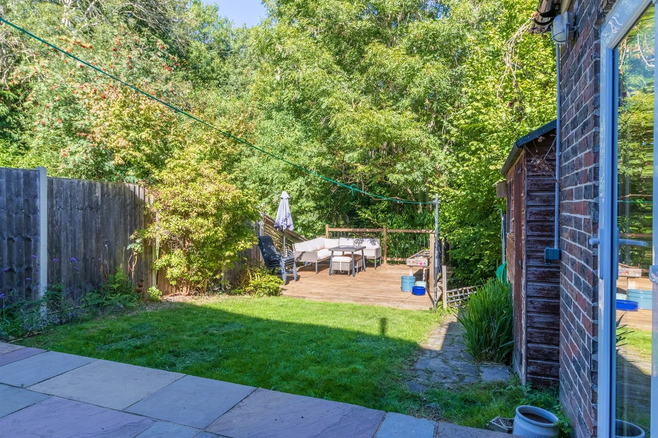Woodlands Road, East Grinstead, RH19, photo 11