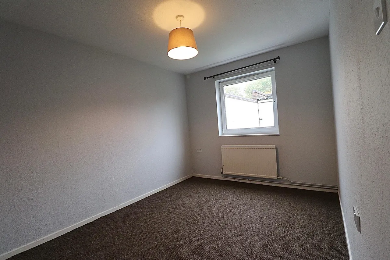 Montague Crescent, Ryehill, NN5, photo 5