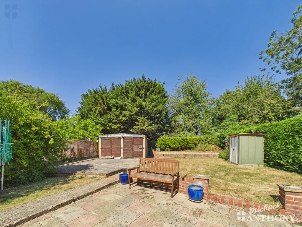 Walton Place, Weston Turville, Aylesbury, HP22 5RD, photo 10