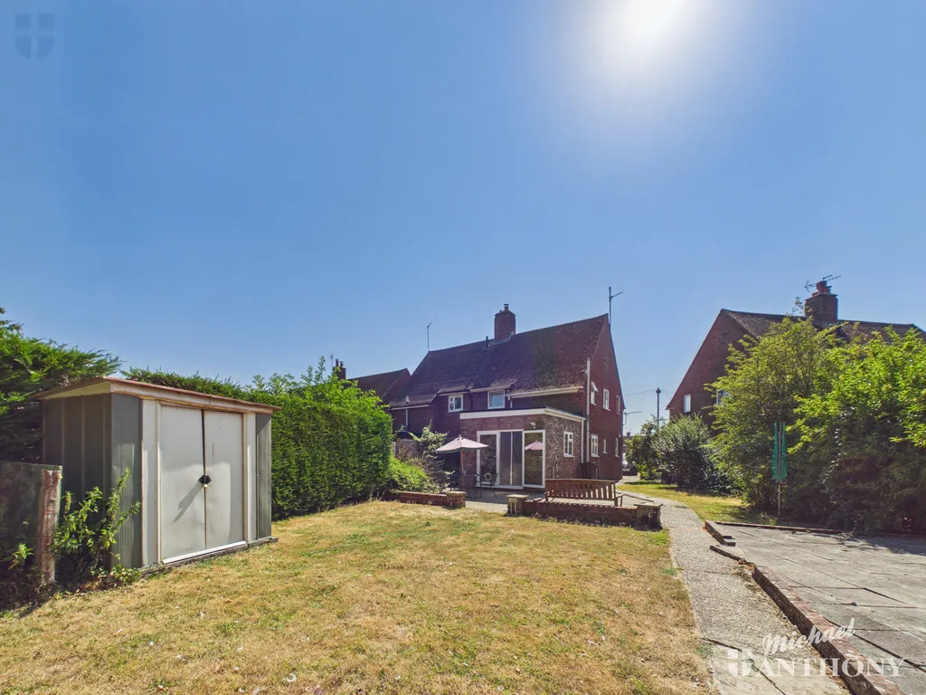Walton Place, Weston Turville, Aylesbury, HP22 5RD, photo 3