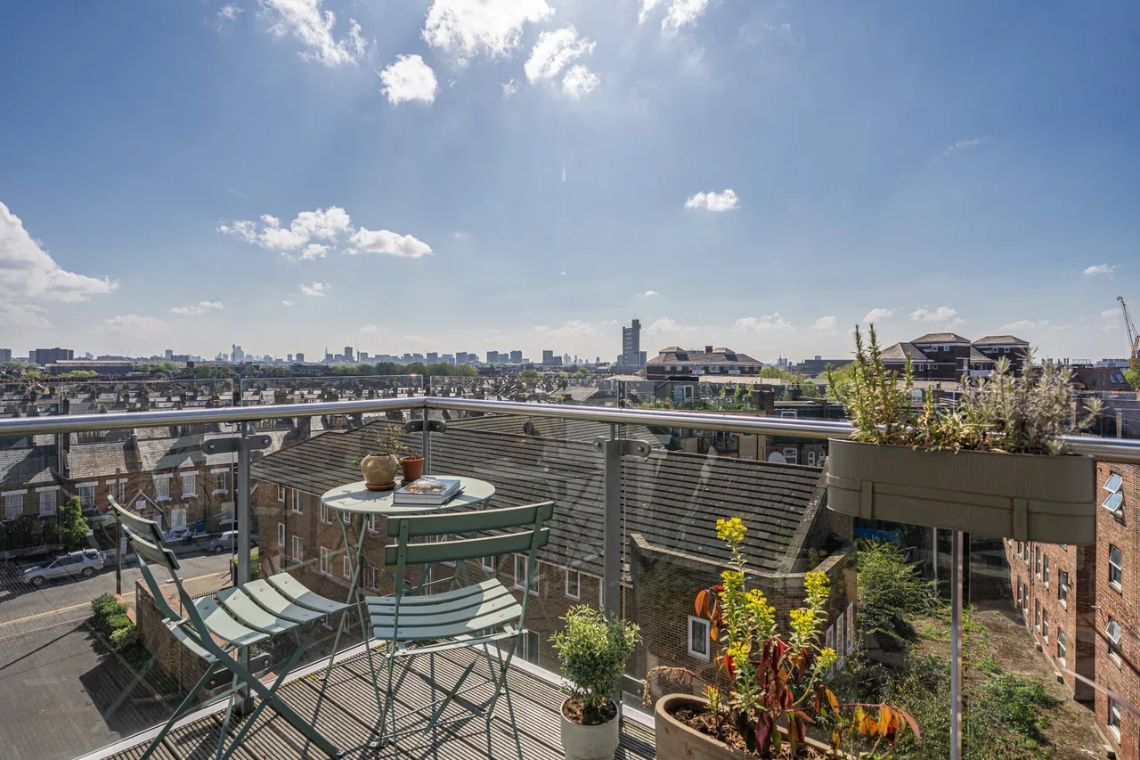 21 Chamberlayne Road, London, NW10, photo 3