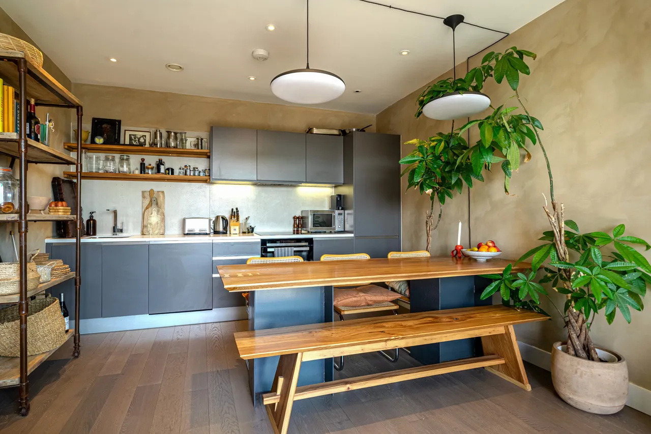 1 bed flat for sale — 21 Chamberlayne Road, London, NW10