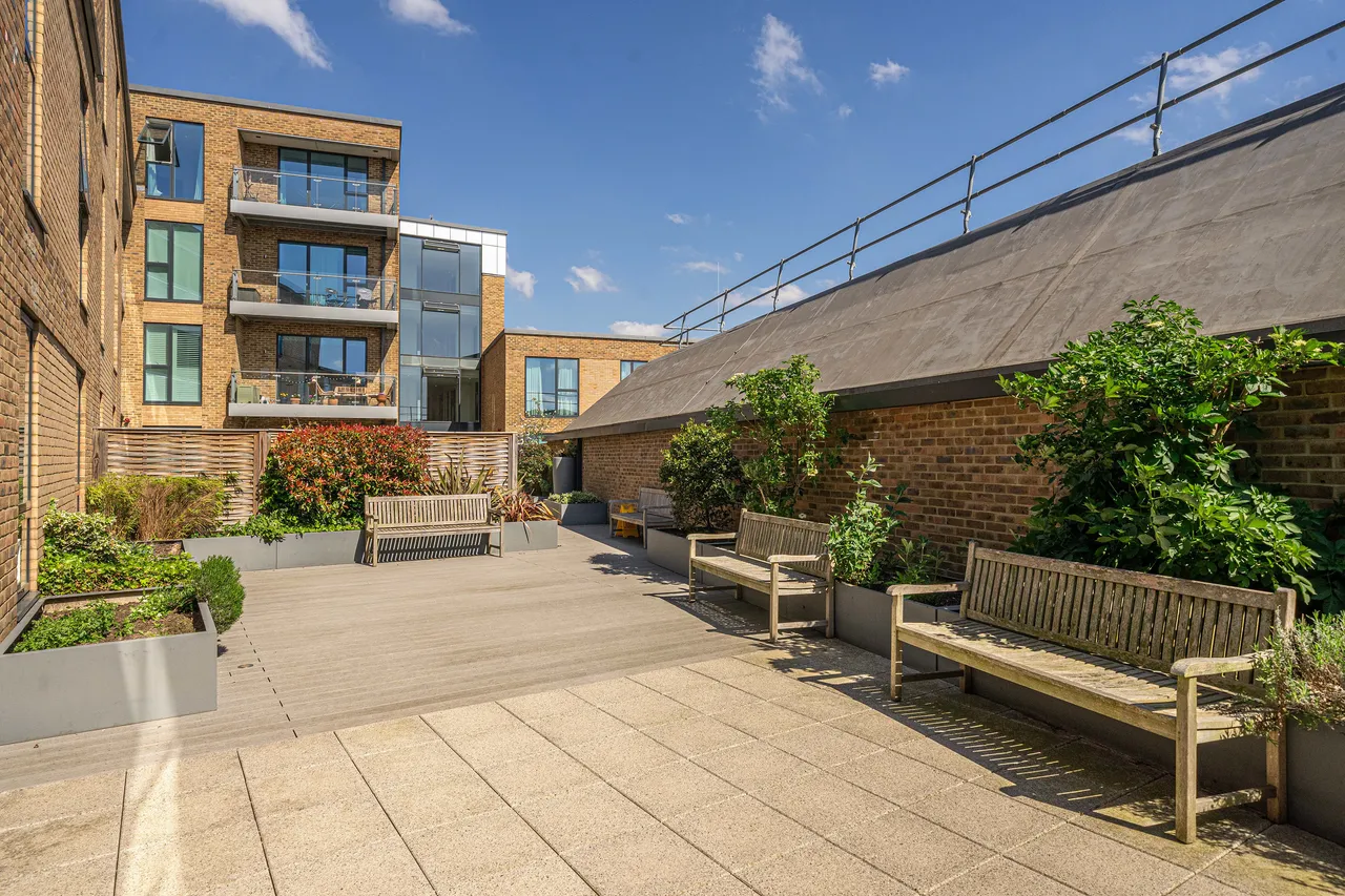 21 Chamberlayne Road, London, NW10, photo 7