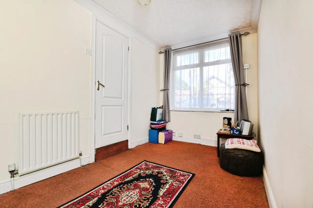 Englefield Close, Hockley, Essex, SS5, photo 11