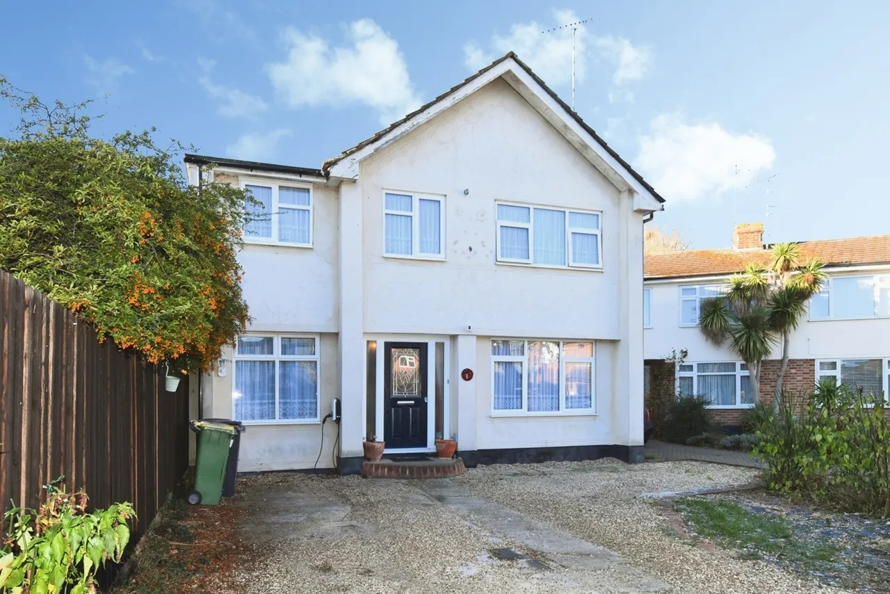 Englefield Close, Hockley, Essex, SS5, photo 2