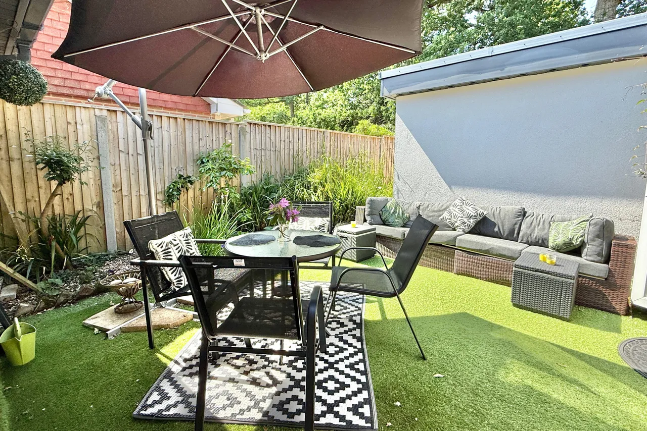 Paddock Close, St. Ives, BH24, photo 25