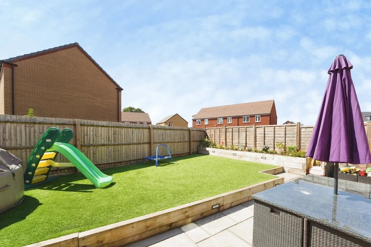 Rudge Close, Hardwicke, Gloucester, Gloucestershire, GL2, photo 14