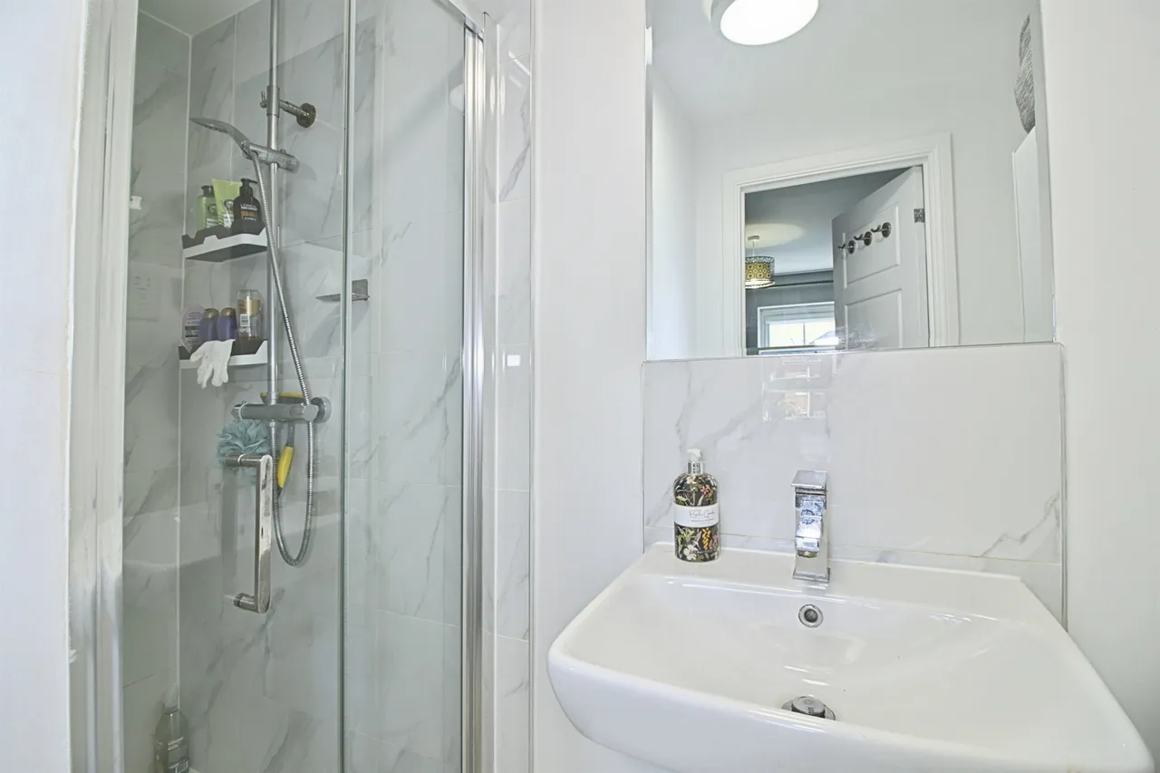 Martina Close, Fairfields, MK11, photo 10