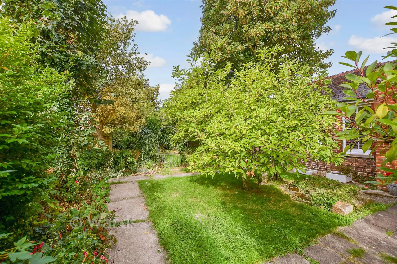 Maidstone Road, Paddock Wood, TN12, photo 10