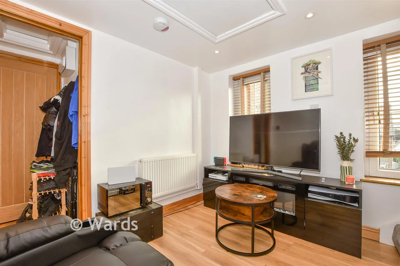 Maidstone Road, Paddock Wood, TN12, photo 4