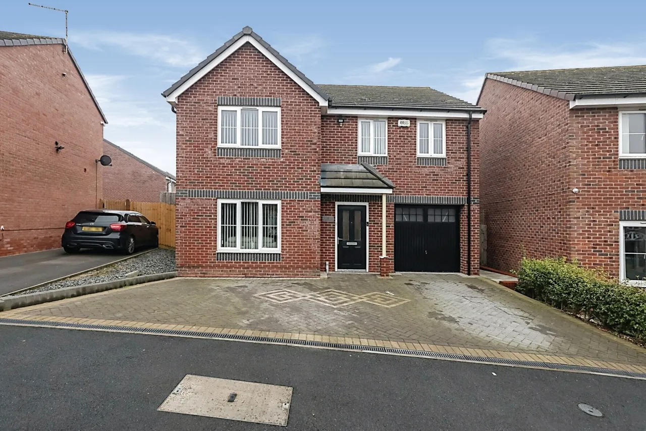 4 bed house for sale — Bluebell Crescent, Birmingham