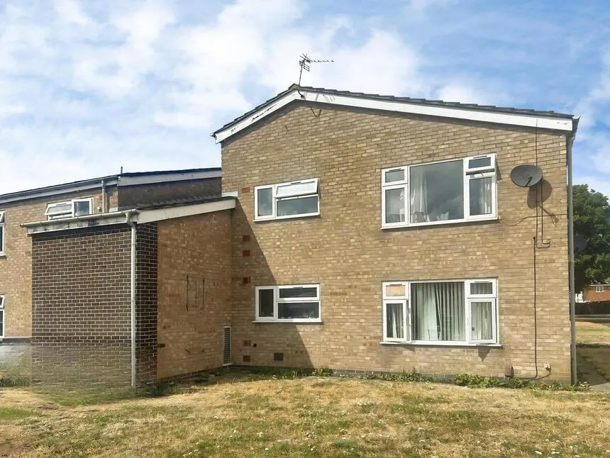 1 bed flat for sale — Pevensey Road, Loughborough, Leicestershire, LE11