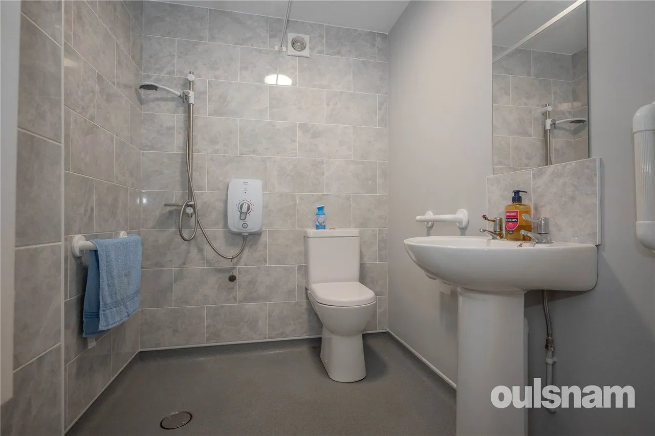 Brent Road, Stirchley, Birmingham, West Midlands, B30 2TP, photo 9