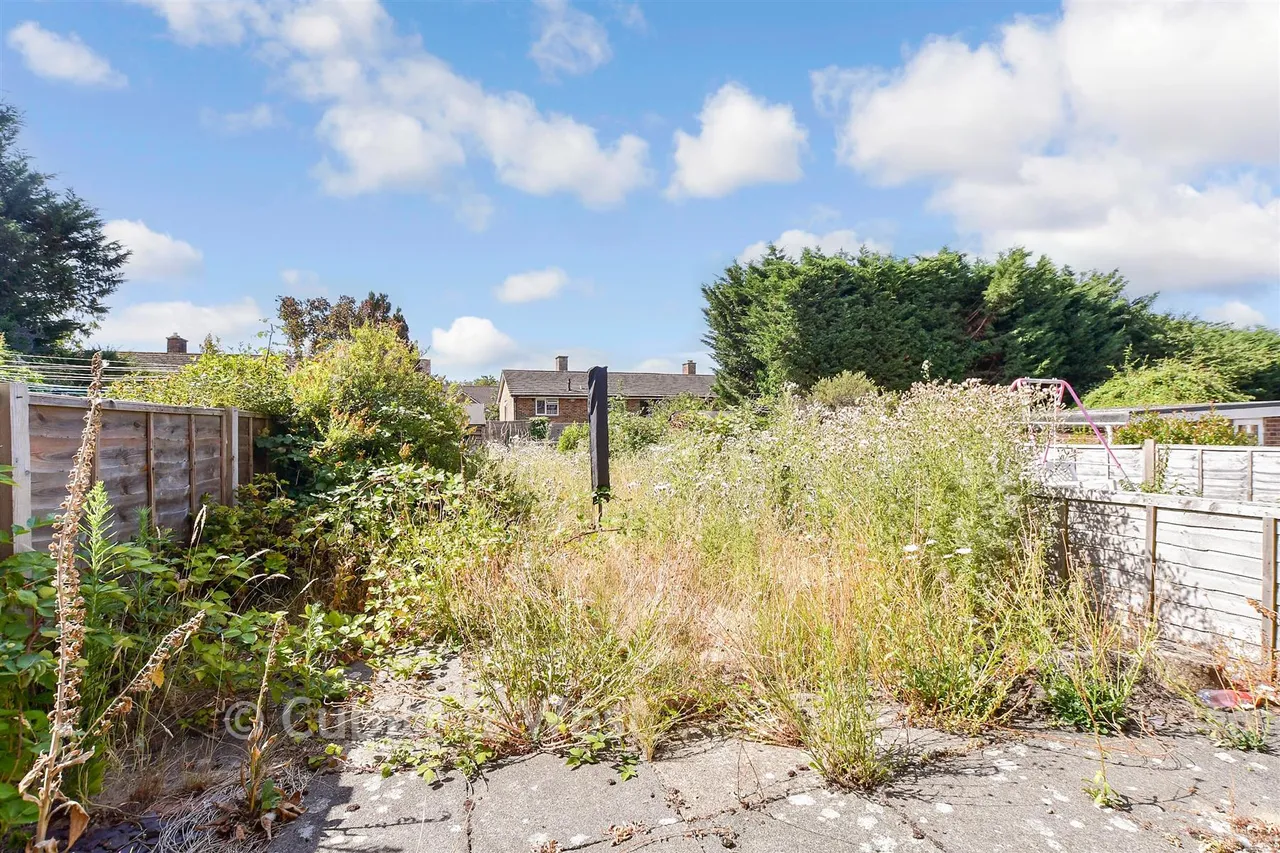 Glebelands, Pulborough, RH20, photo 10
