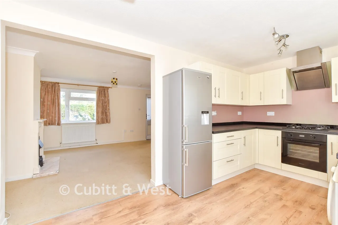 Glebelands, Pulborough, RH20, photo 4